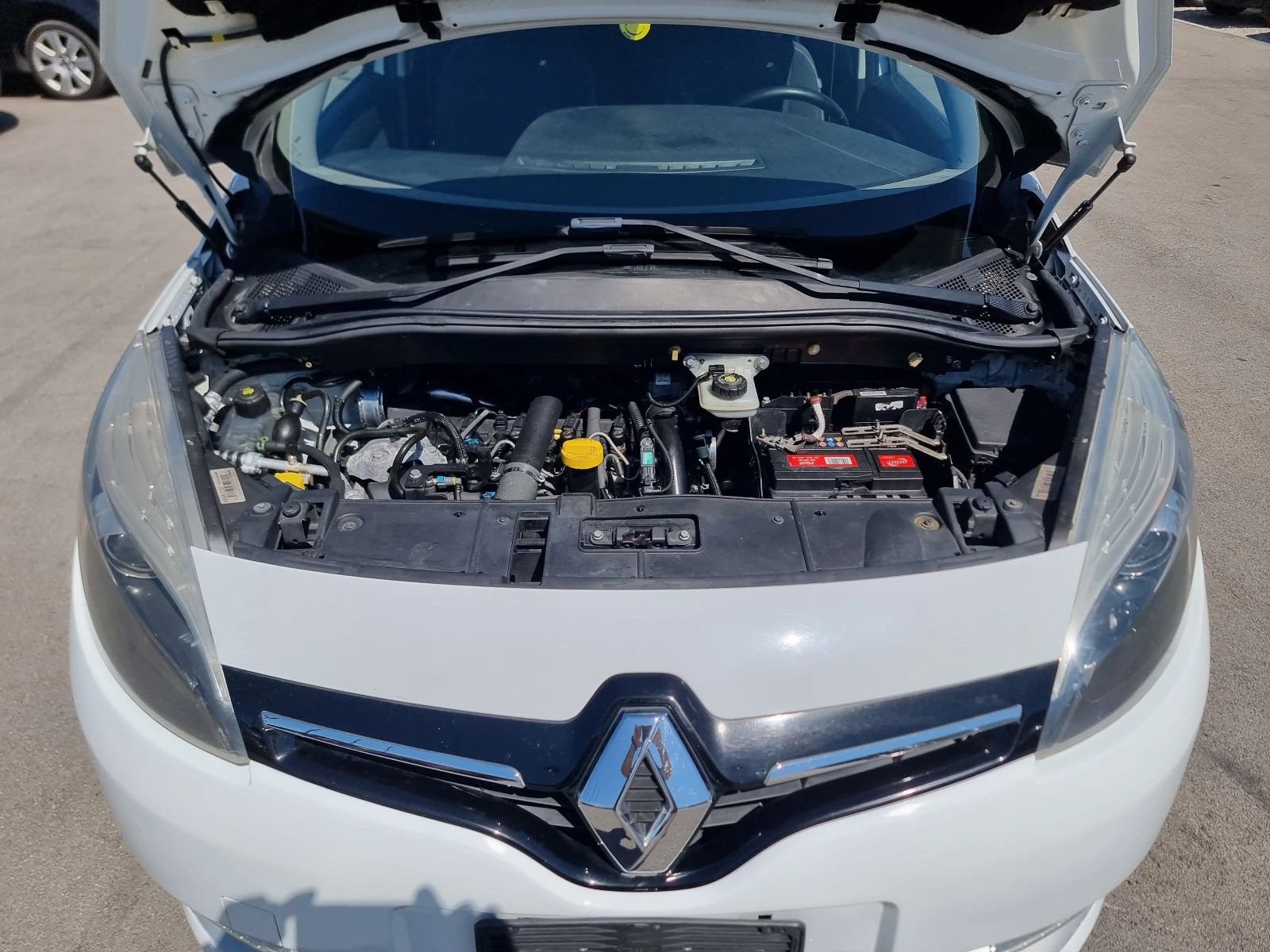 Renault Scenic 1.5DCI XMOD, снимка 17 - Автомобили и джипове - 55501892