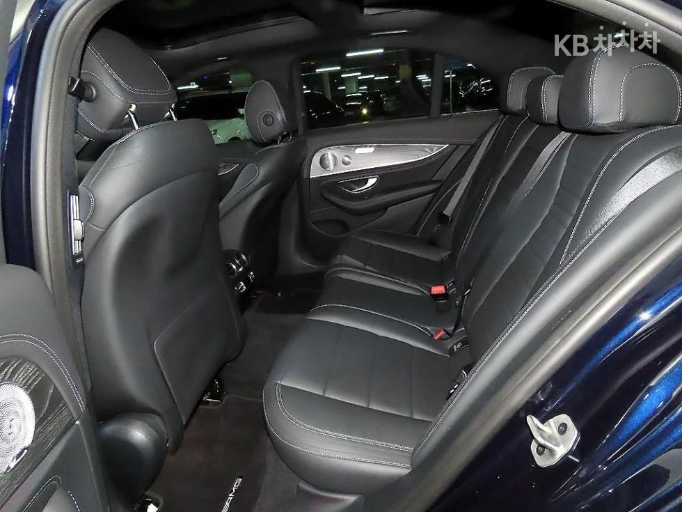 Mercedes-Benz E 350 4MATIC AMG LINE HEAD UP 360CAM PANORAMA FULL, снимка 12 - Автомобили и джипове - 55513535