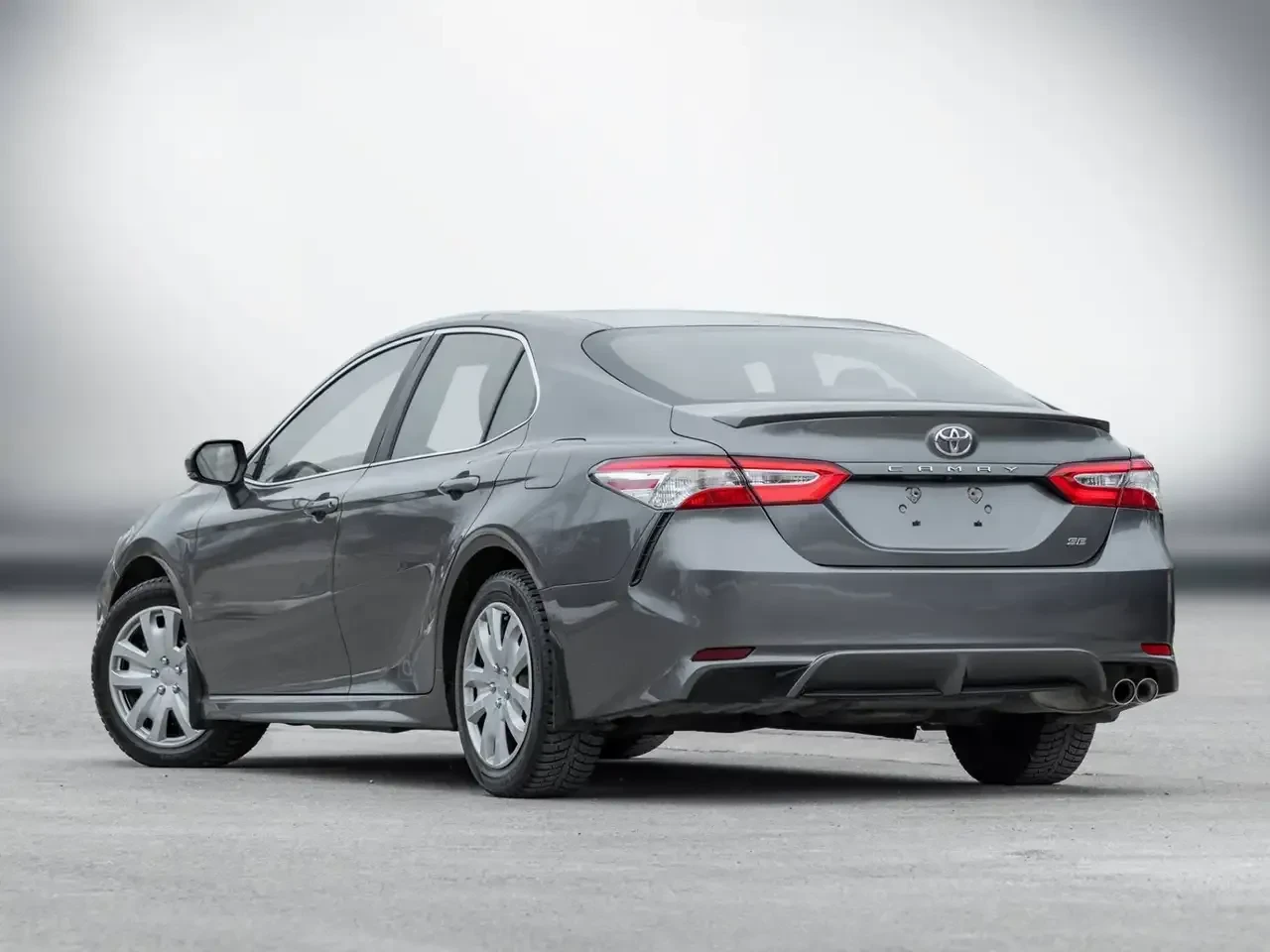 Toyota Corolla SE, снимка 2 - Автомобили и джипове - 55559772