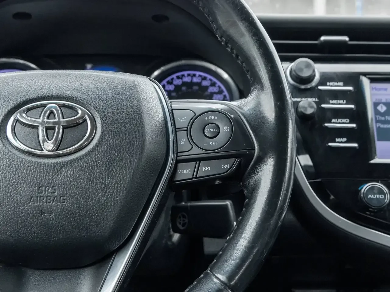 Toyota Corolla SE, снимка 11 - Автомобили и джипове - 55559772