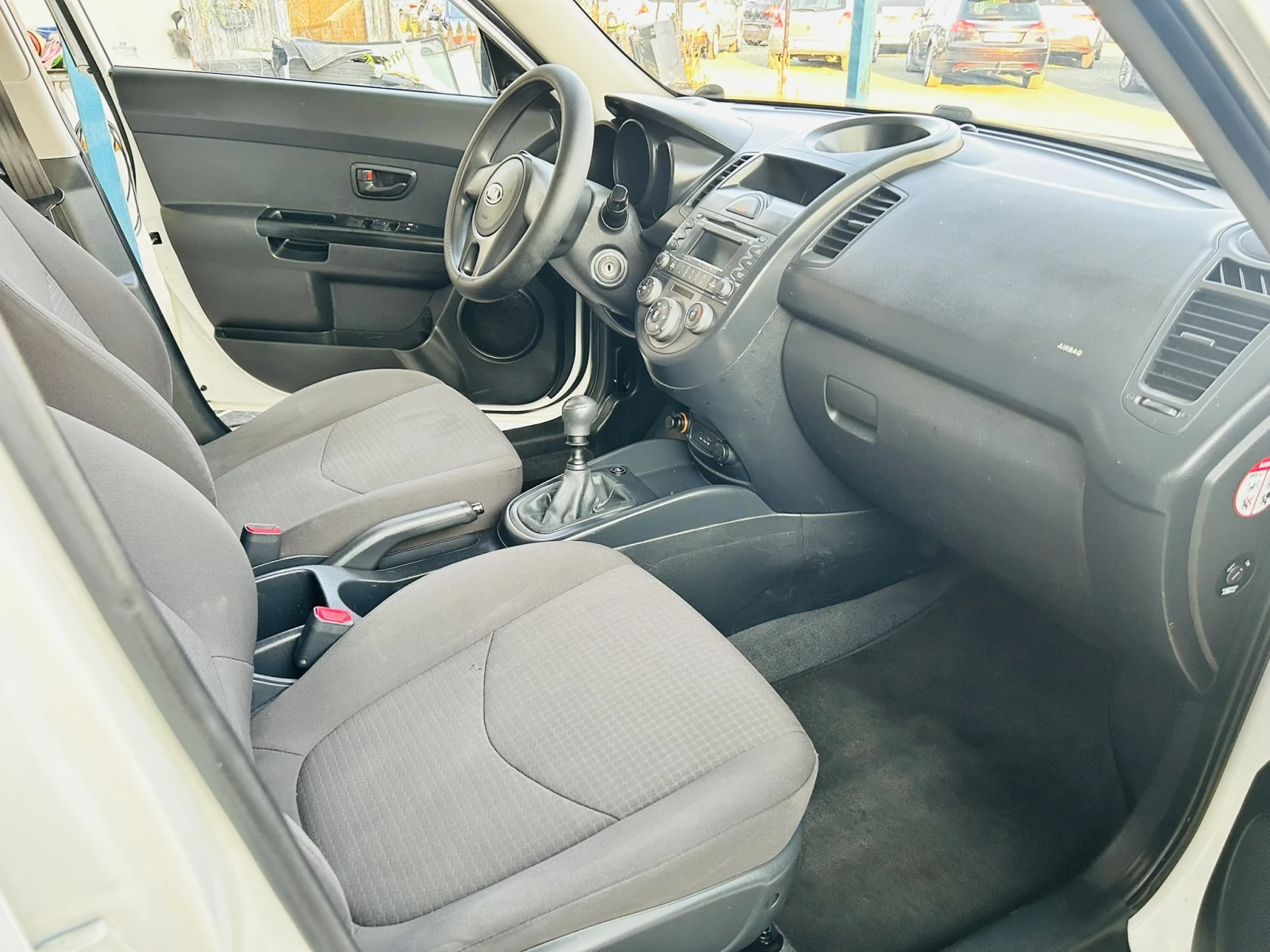 Kia Soul 1.6i* GAS-BRC, снимка 12 - Автомобили и джипове - 55723403