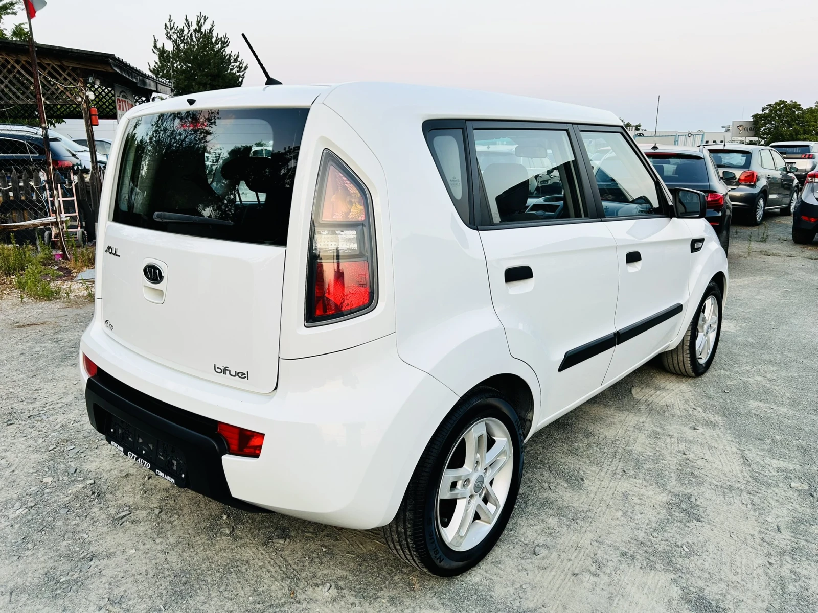 Kia Soul 1.6i* GAS-BRC, снимка 5 - Автомобили и джипове - 55723403