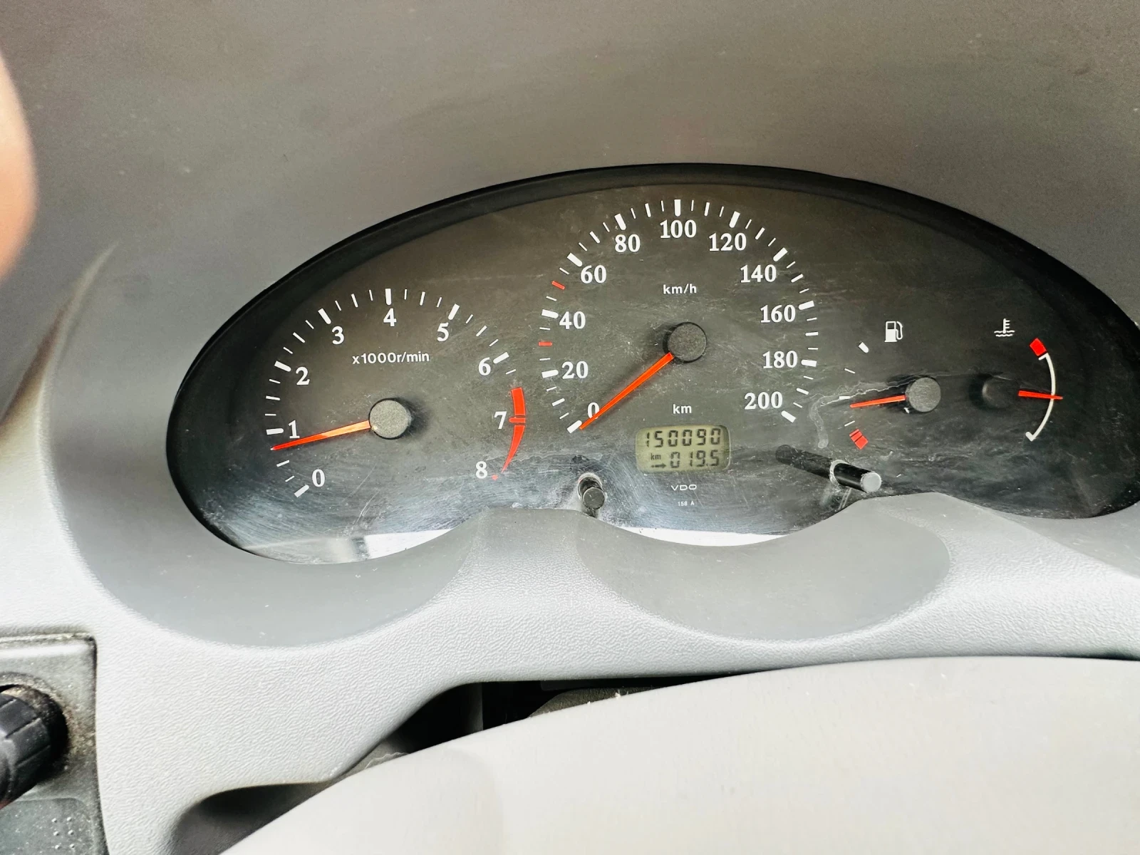 Nissan Micra 1.4 I АвТОМАТ, снимка 9 - Автомобили и джипове - 55851246