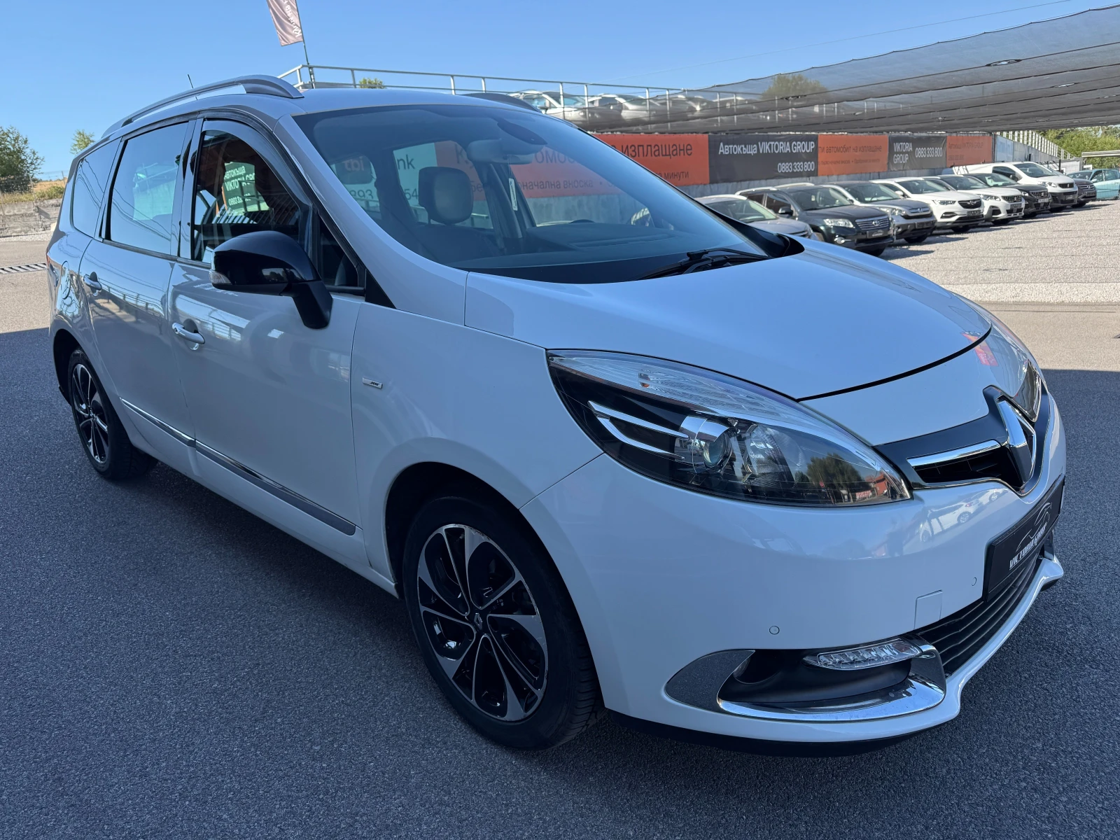 Renault Grand scenic 1.5 DCI BOSE 7m EURO6, снимка 3 - Автомобили и джипове - 56020229