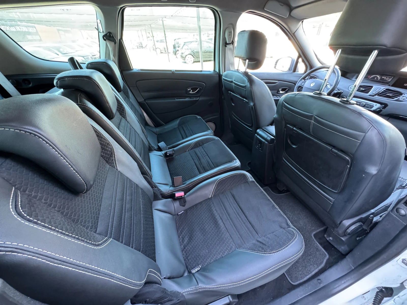 Renault Grand scenic 1.5 DCI BOSE 7m EURO6, снимка 12 - Автомобили и джипове - 56020229