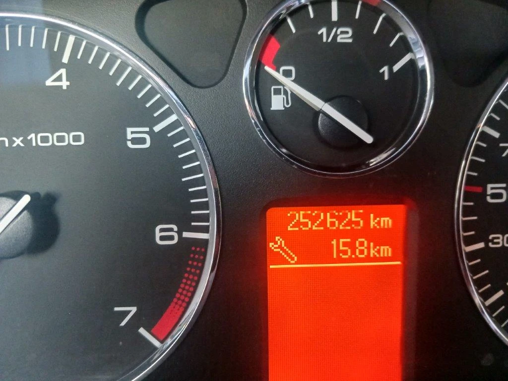 Peugeot 407, снимка 6 - Автомобили и джипове - 56111745