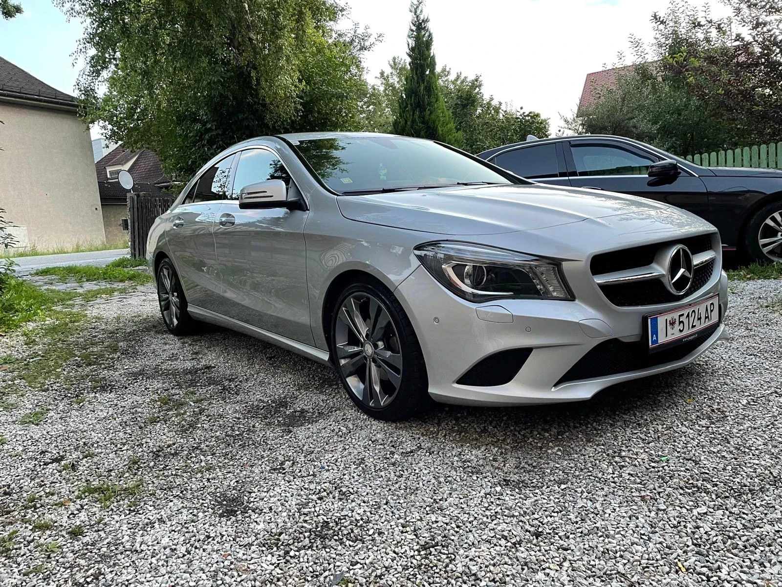 Mercedes-Benz CLA 180, снимка 10 - Автомобили и джипове - 56734054