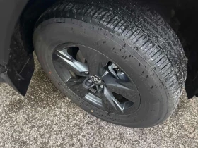 Toyota Rav4 /CARFAX/КАМЕРА/ПОДГРЕВИ, снимка 16