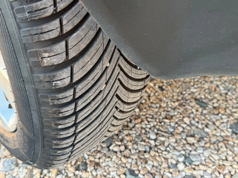 Nissan Juke 1.5 DCI, снимка 9 - Автомобили и джипове - 51620679