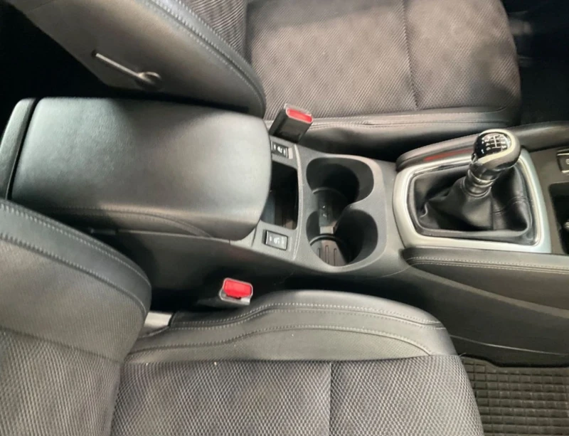 Nissan Qashqai TEKNA 1.6 DCI.4WD.PANORAMA.KAMERA.LED, снимка 13 - Автомобили и джипове - 52750537