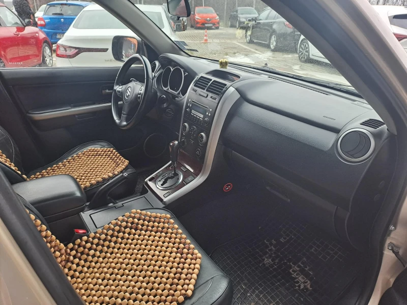 Suzuki Grand vitara 2.0 JLXEL AUTO, снимка 10 - Автомобили и джипове - 53096168