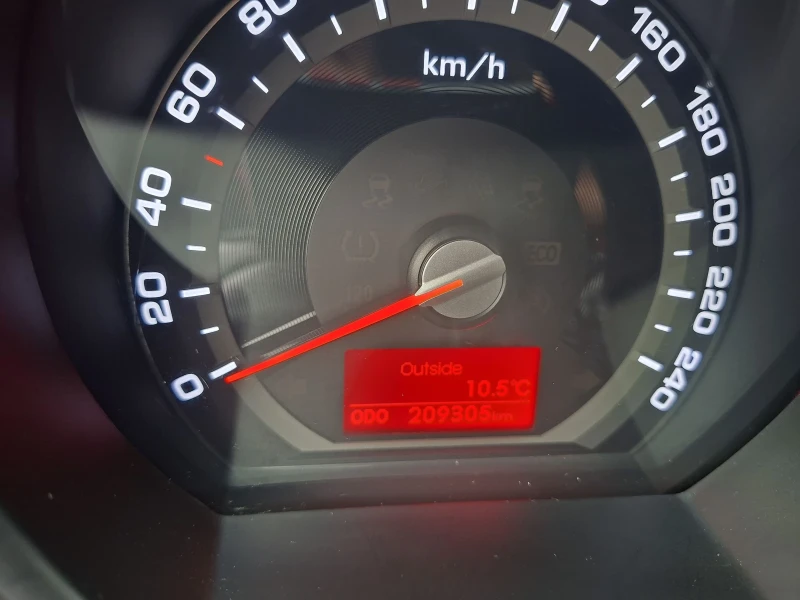 Kia Sportage 1 7D Navi Камера, снимка 11 - Автомобили и джипове - 53416790