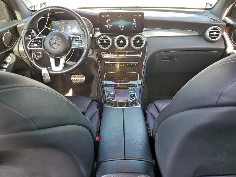Mercedes-Benz GLC 300 AMG* PACK* ДИГИТАЛНО* ТАБЛО* 360КАМЕРА* LANE* ASSI, снимка 7 - Автомобили и джипове - 53188375