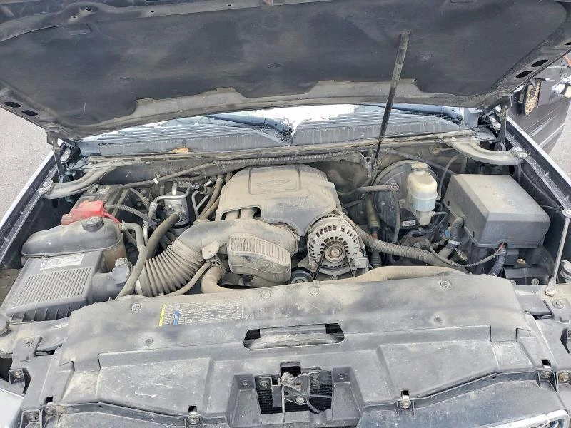 Chevrolet Suburban 5.3L 8 4x4 w/Rear Wheel Drv | Mobile.bg � ����������� 11