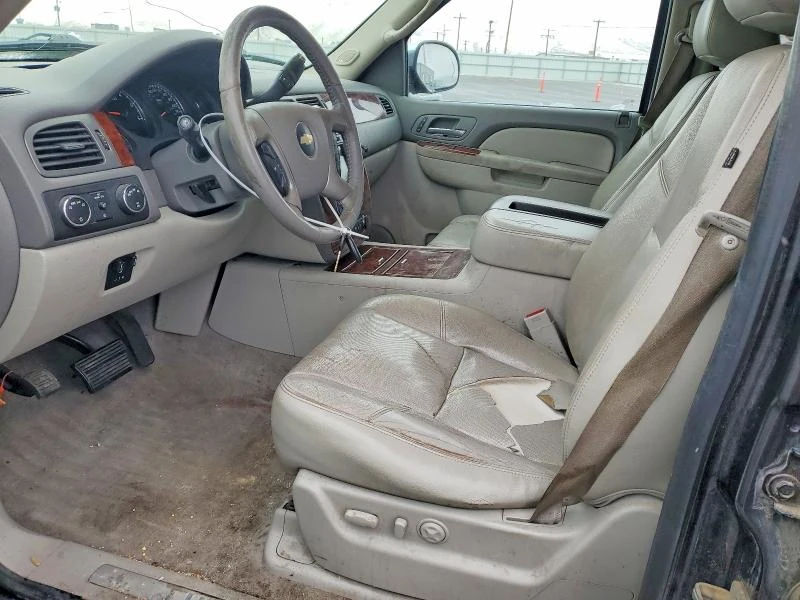 Chevrolet Suburban 5.3L 8 4x4 w/Rear Wheel Drv | Mobile.bg � ����������� 6