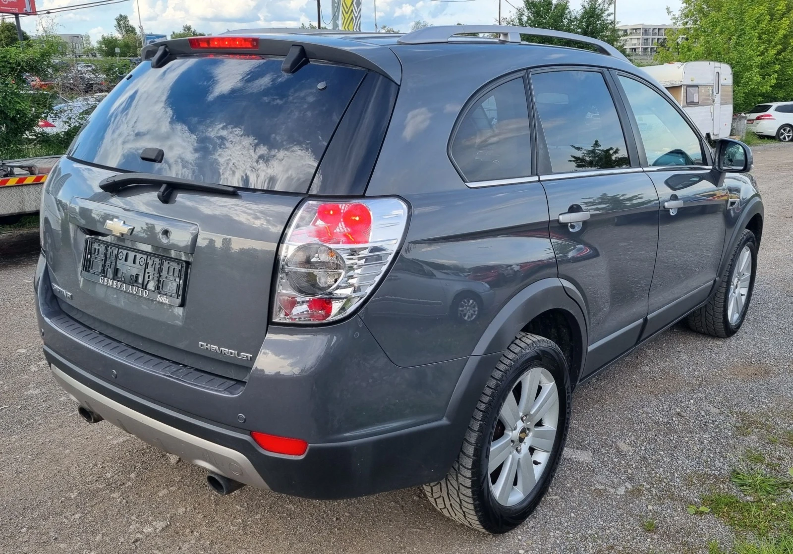 Chevrolet Captiva 3.0i Facelift - изображение 4