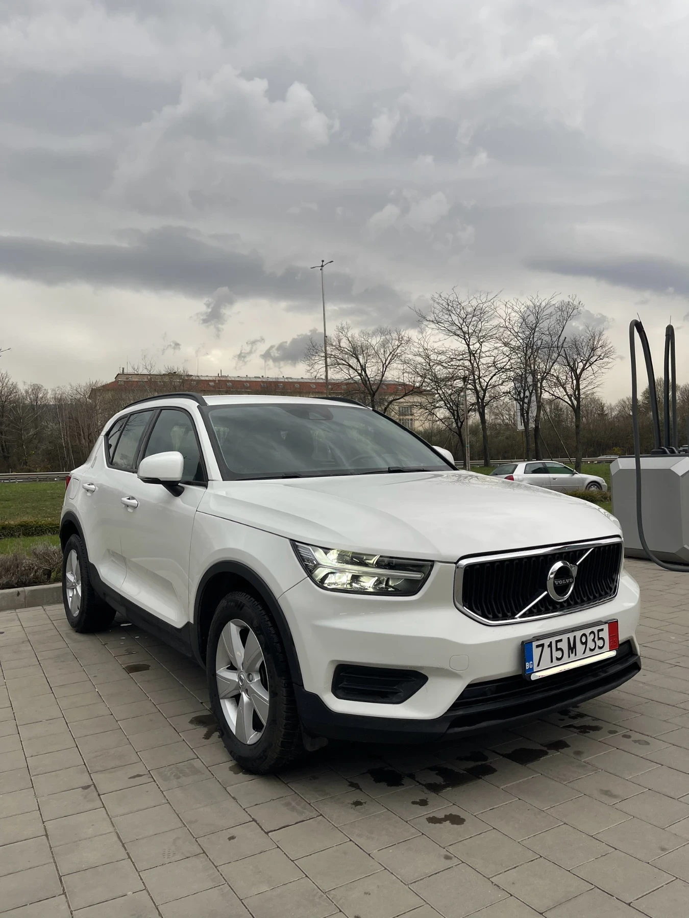 Volvo XC40 D3 - изображение 4