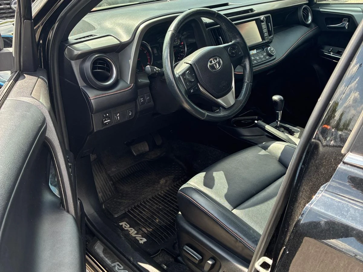 Toyota Rav4 SE* Авто финансиране* Карфакс - изображение 6