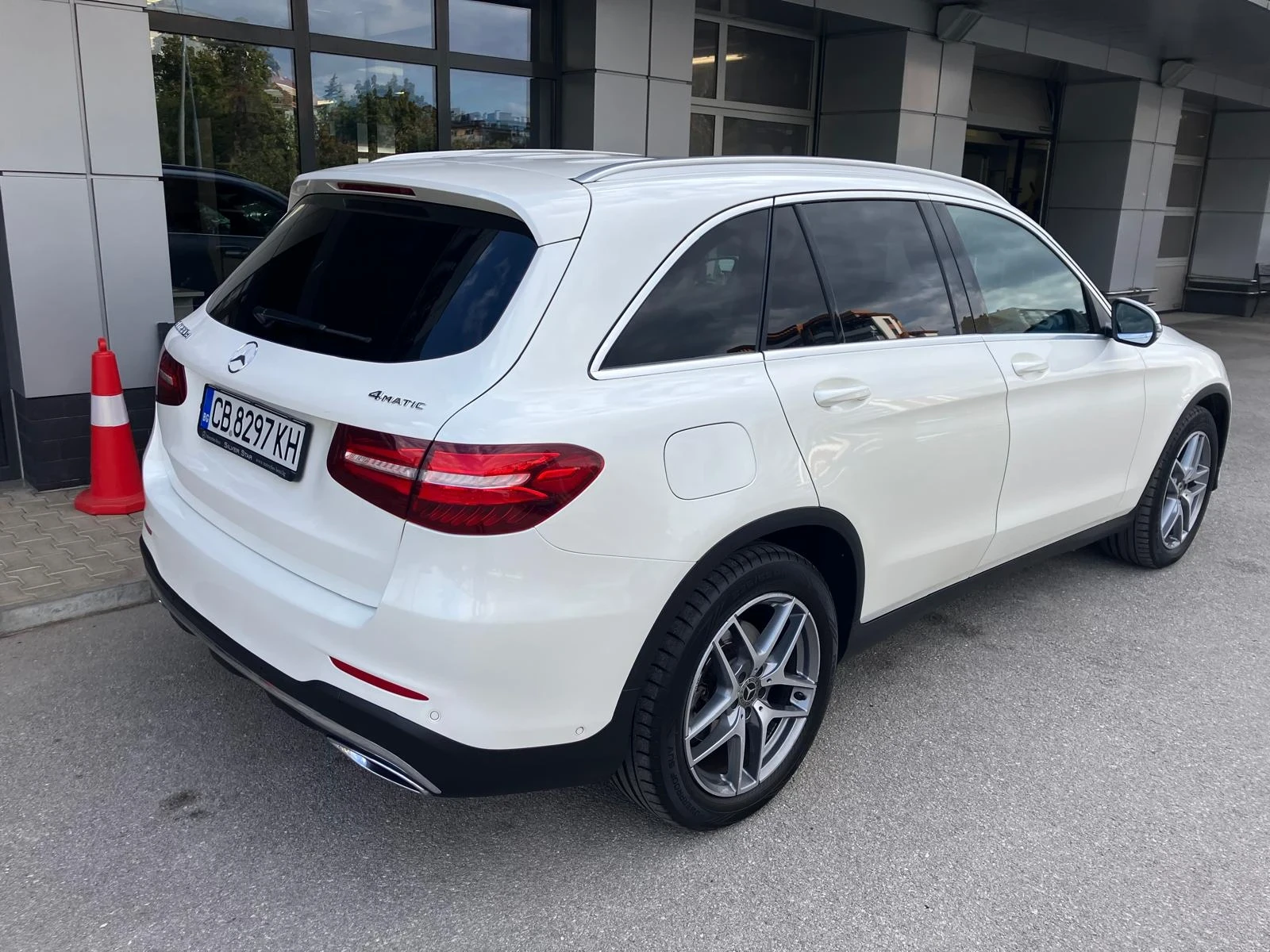 Mercedes-Benz GLC 250  d 4MATIC AMG - изображение 4
