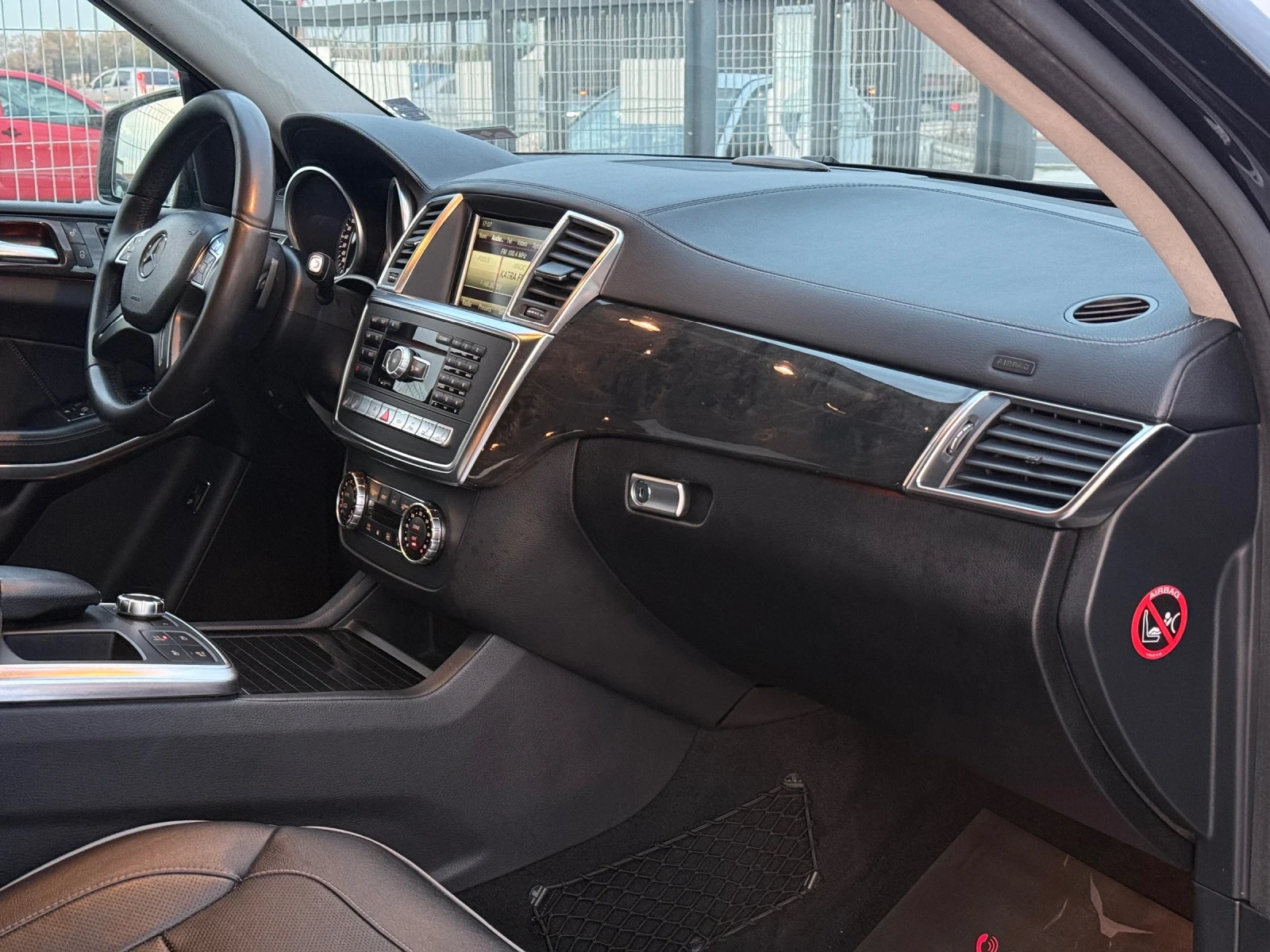 Mercedes-Benz GL 350 D* Bluetec* 2016г* 6+ 1Местен* Топ Състояние*  - изображение 9