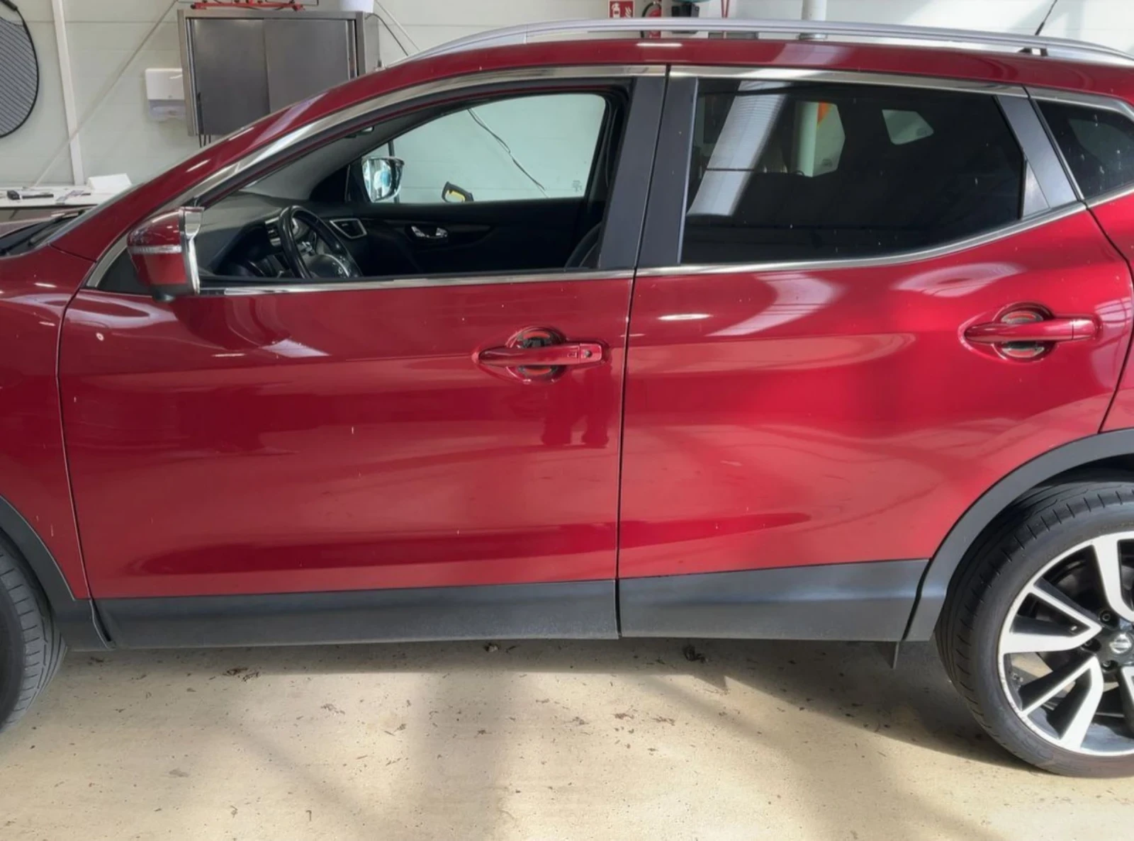 Nissan Qashqai TEKNA 1.6 DCI.4WD.PANORAMA.KAMERA.LED - изображение 3