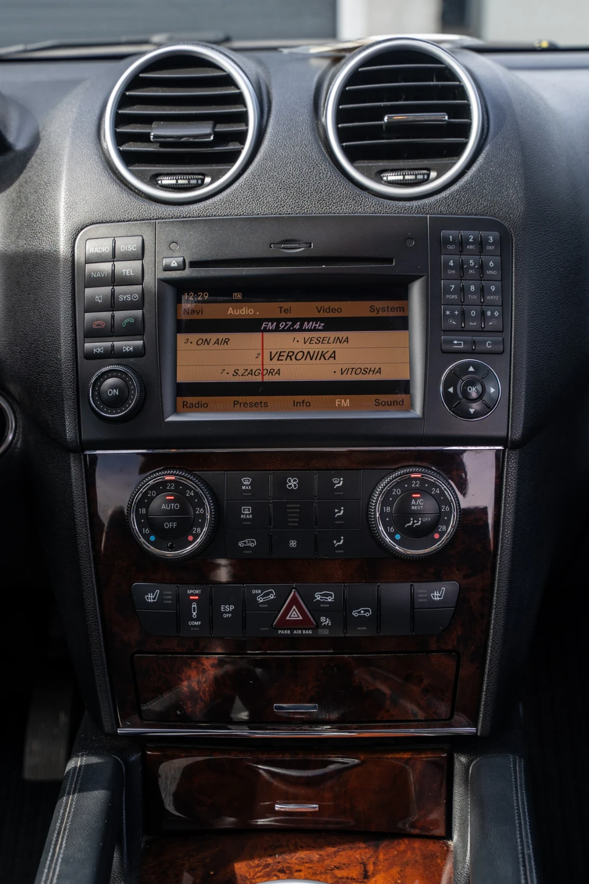 Mercedes-Benz ML 350 Ml350 4matic airmatic, снимка 7 - Автомобили и джипове - 54056950