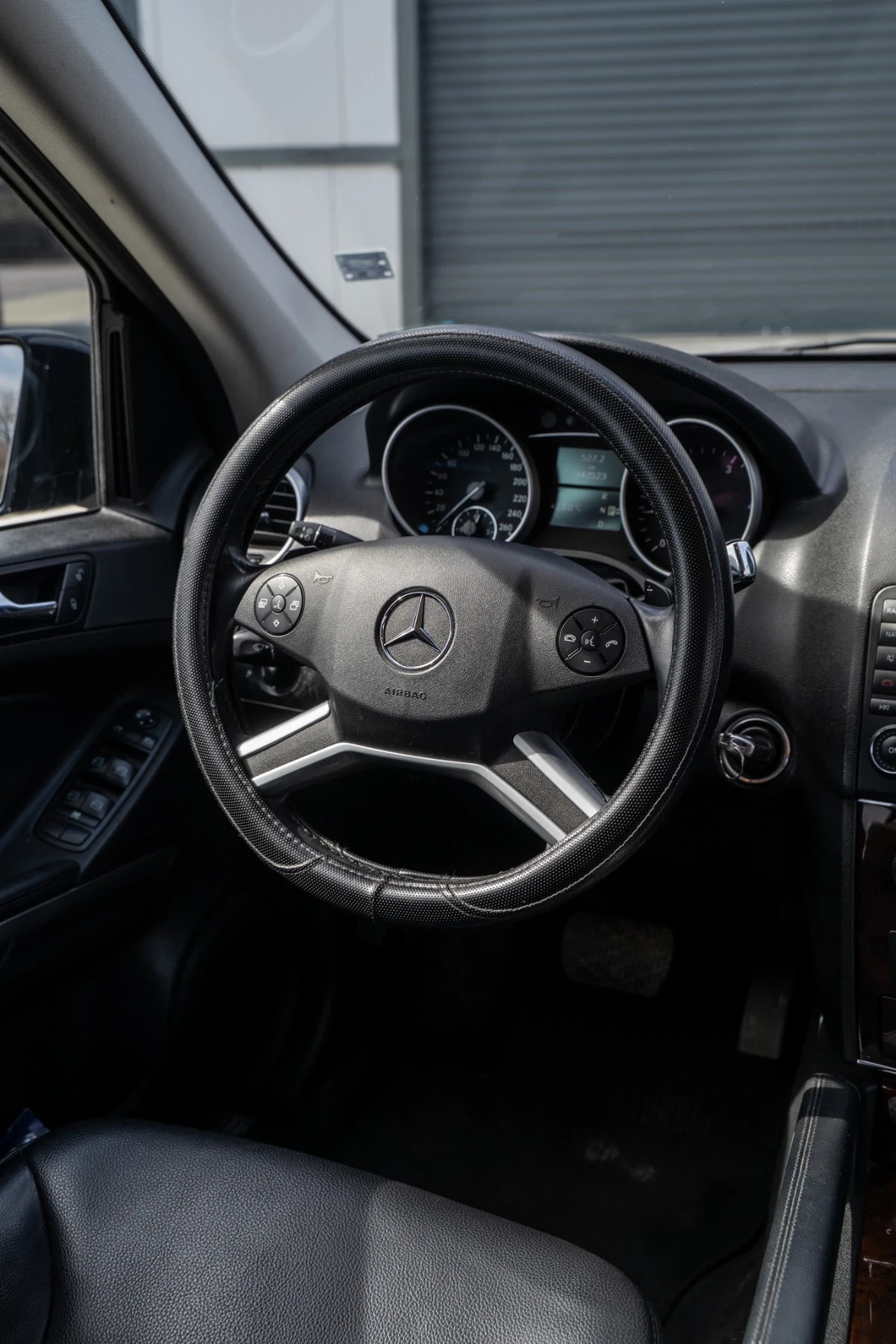 Mercedes-Benz ML 350 Ml350 4matic airmatic, снимка 8 - Автомобили и джипове - 54056950