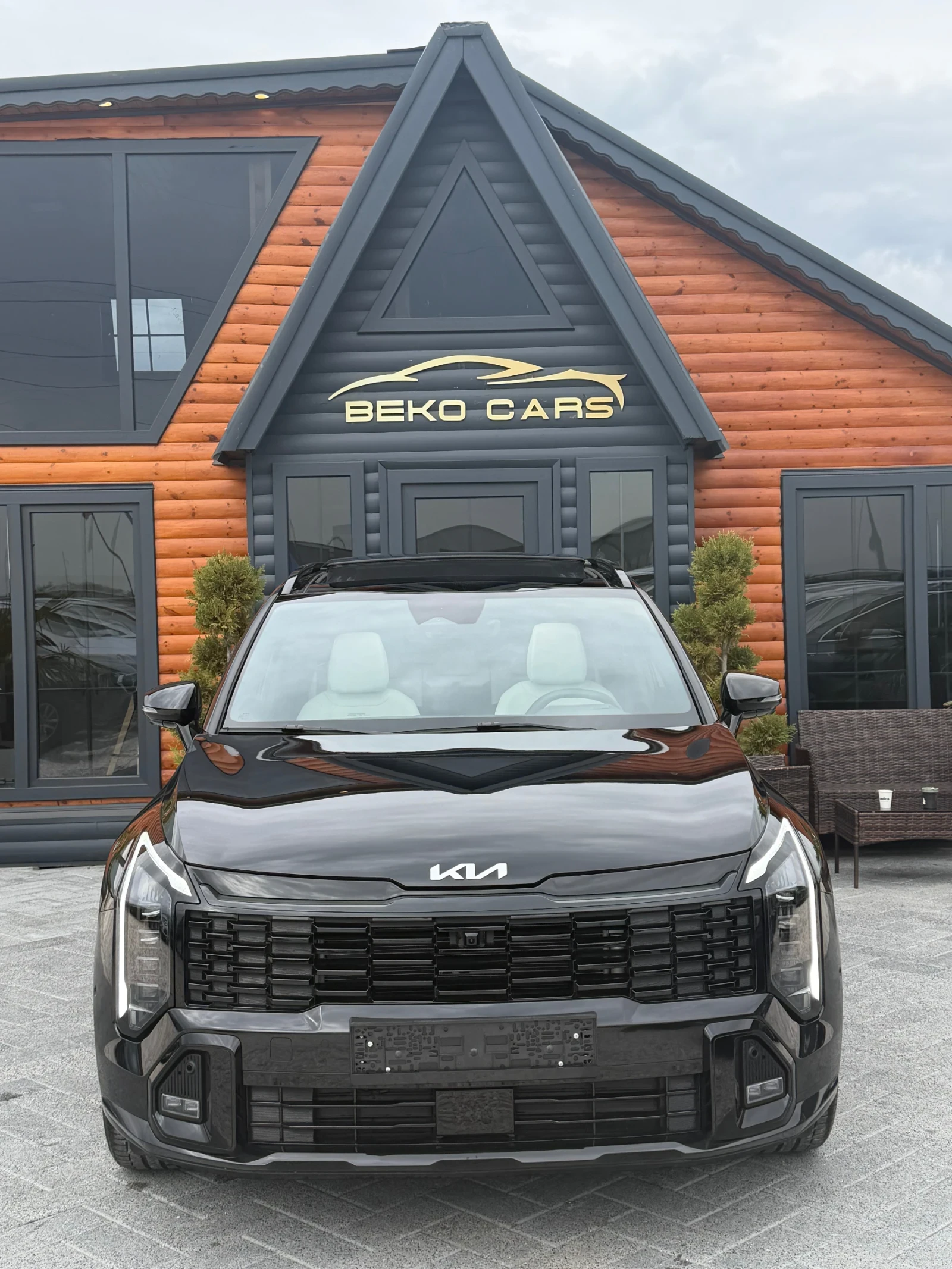 Kia Sportage Нова 5900км/първа регистрация 05/01/2026г, снимка 2 - Автомобили и джипове - 54465107
