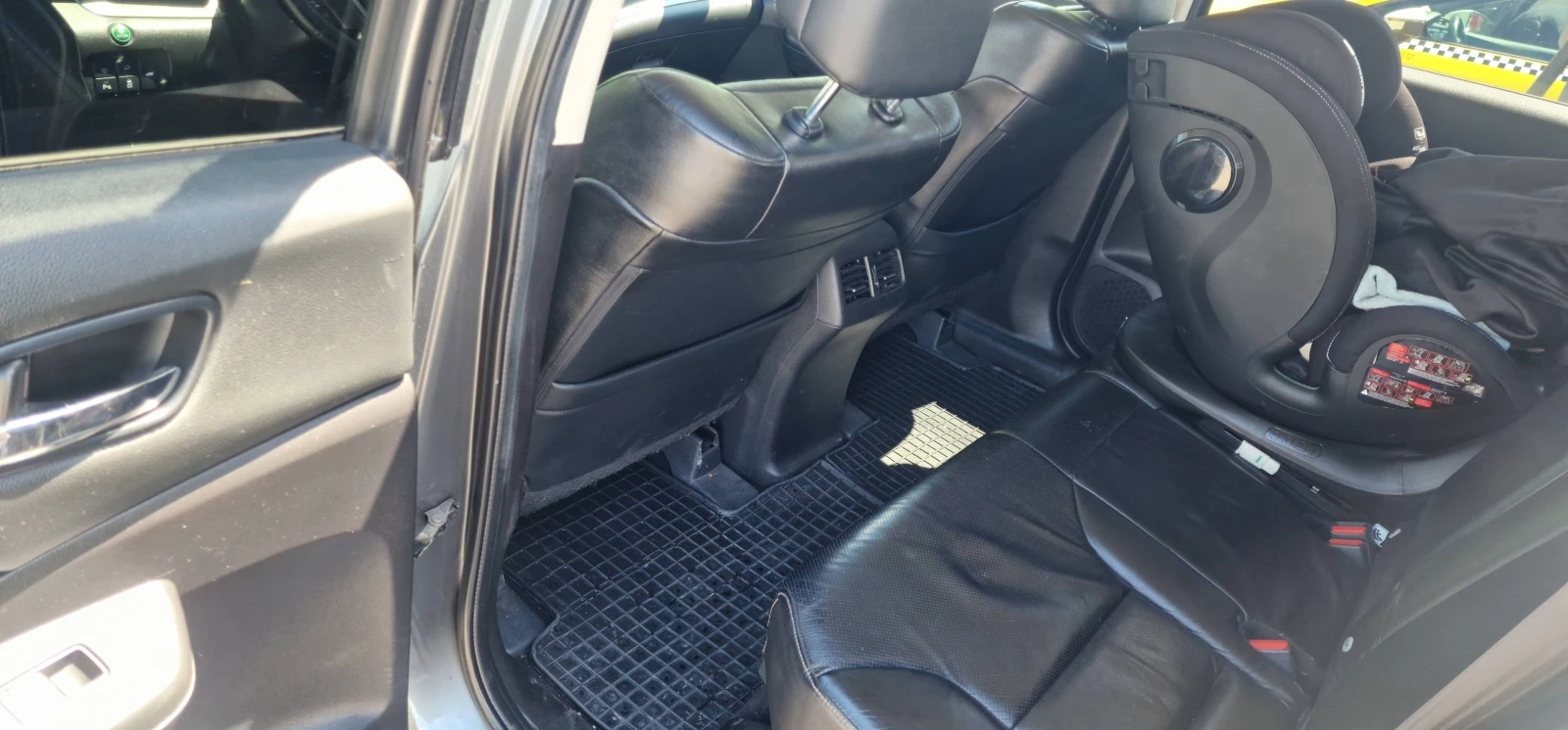 Honda Cr-v 2.0 155hp, снимка 5 - Автомобили и джипове - 54585569