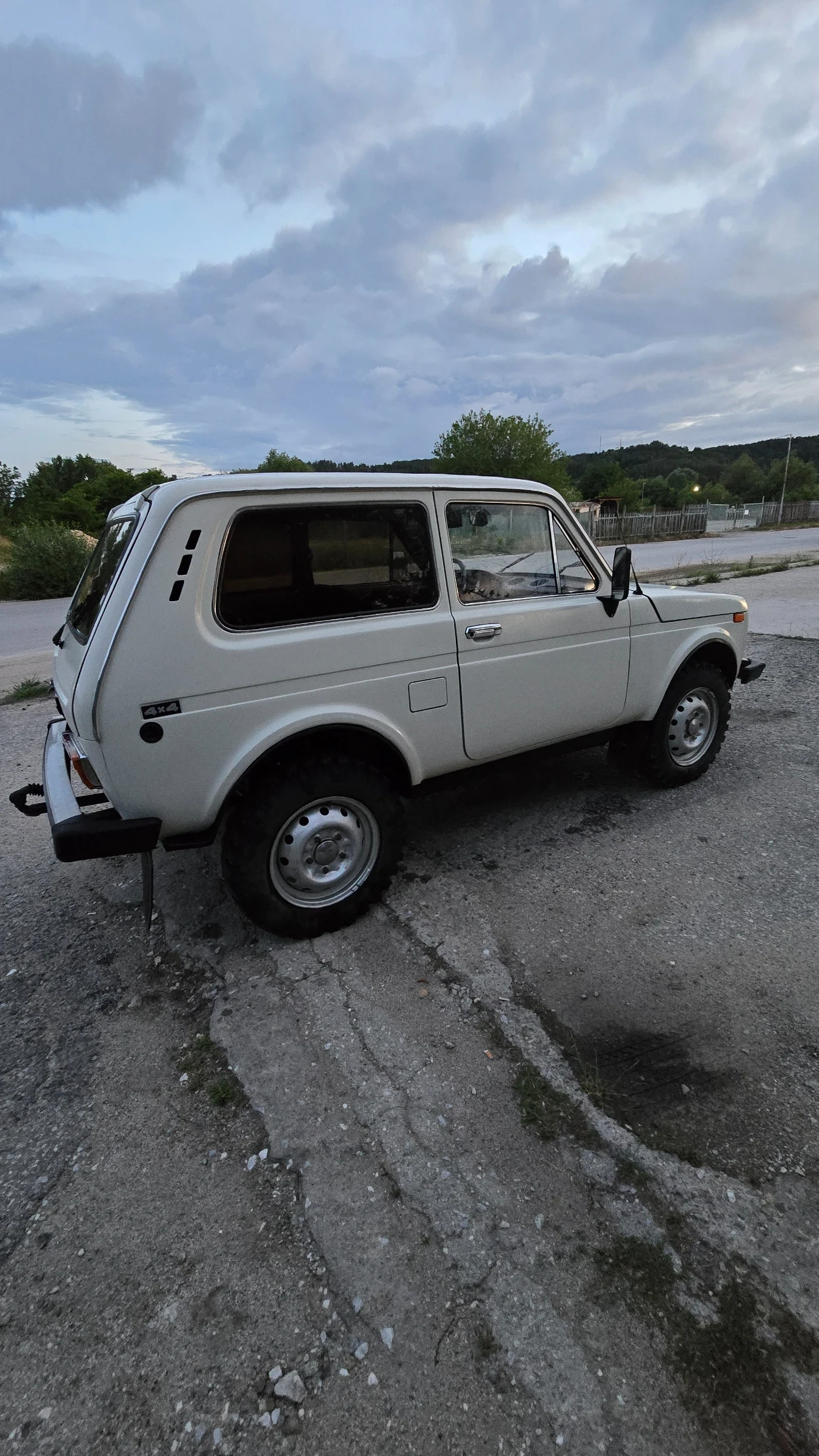 Lada Niva Lada Niva 2121 1.6 карбуратор, снимка 3 - Автомобили и джипове - 54775733