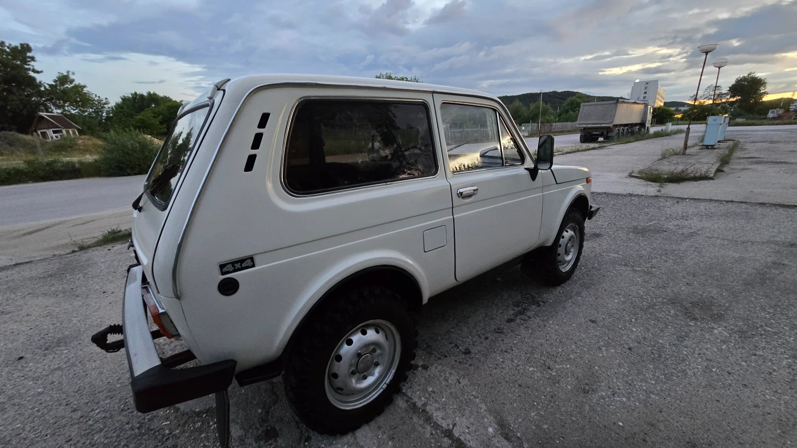 Lada Niva Lada Niva 2121 1.6 карбуратор, снимка 4 - Автомобили и джипове - 54775733