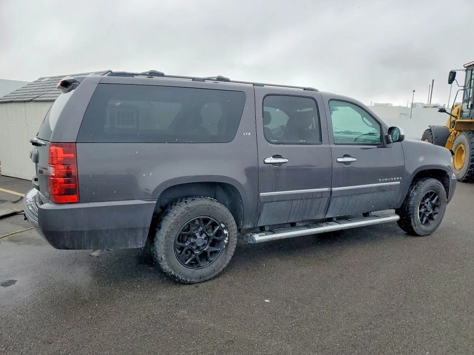 Chevrolet Suburban 5.3L 8 4x4 w/Rear Wheel Drv | Mobile.bg � ����������� 3