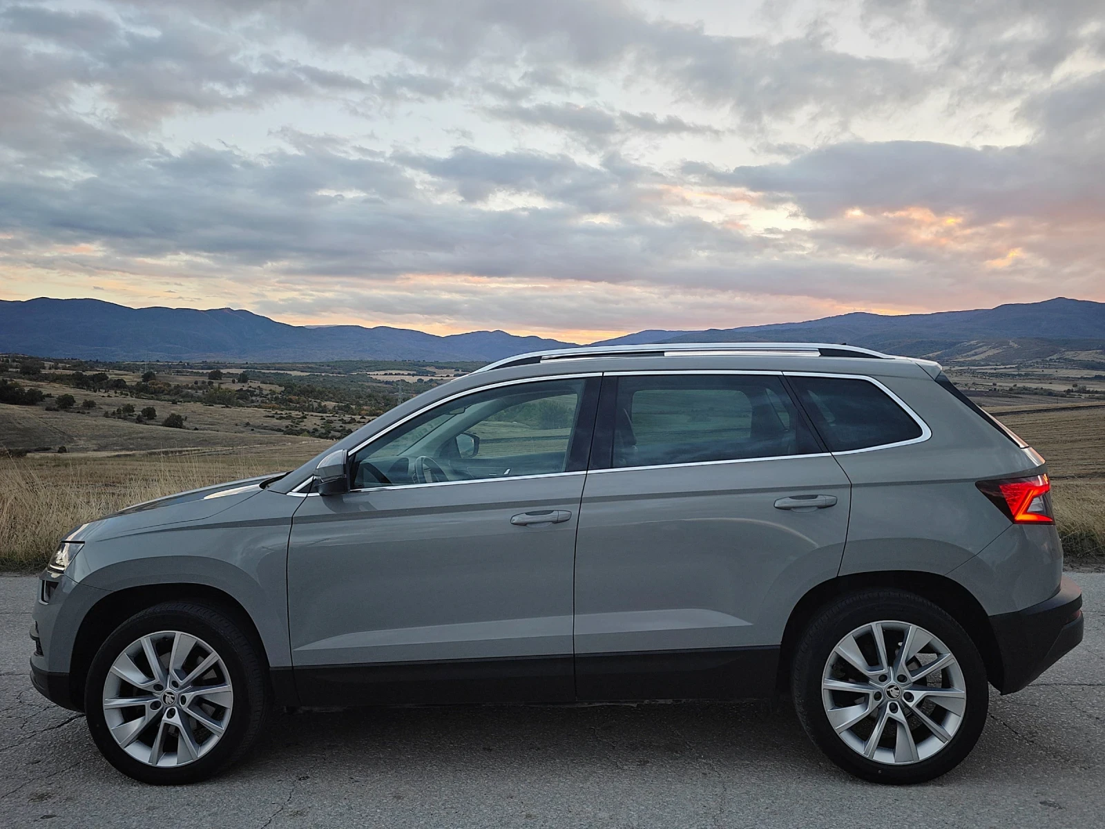 Skoda Karoq * Led* Panorama* FULL*  | Mobile.bg � ����������� 5