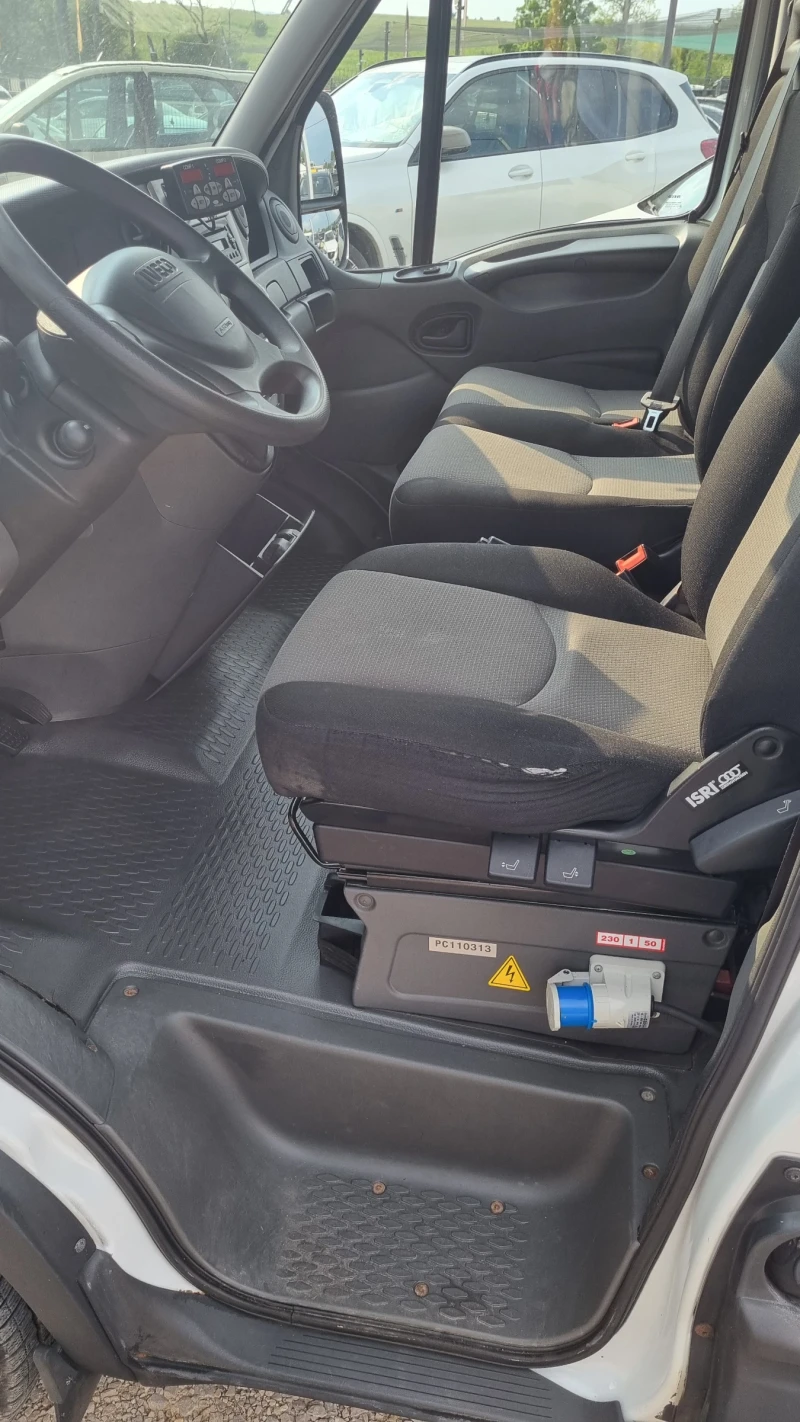 Iveco Daily Maxi 35S17 Хладилен 3.0d 170кс 2 камери, снимка 11 - Бусове и автобуси - 51131776