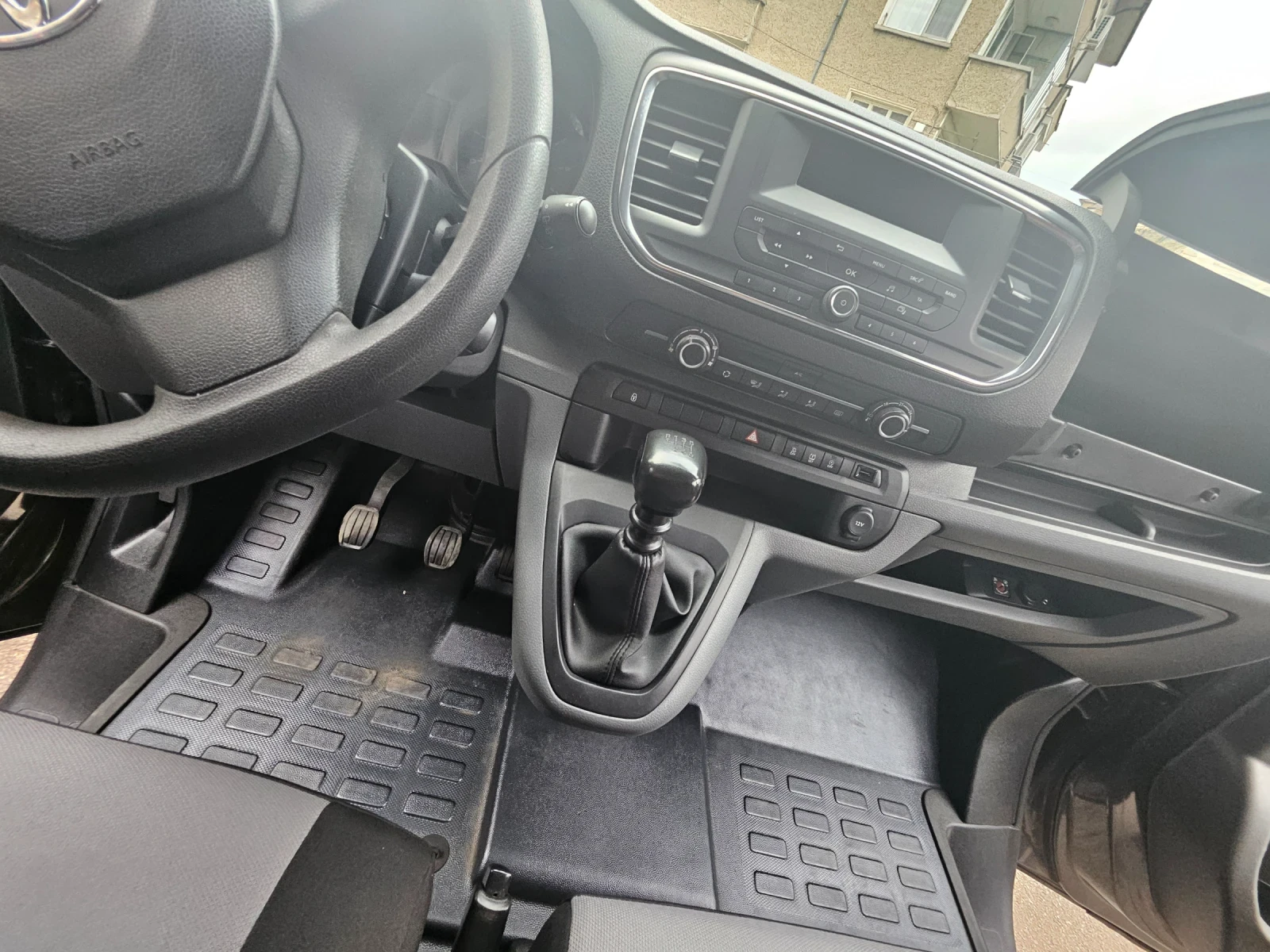 Toyota Proace Verso Base L2H1( дълга база ) 8+ 1 места  - изображение 10