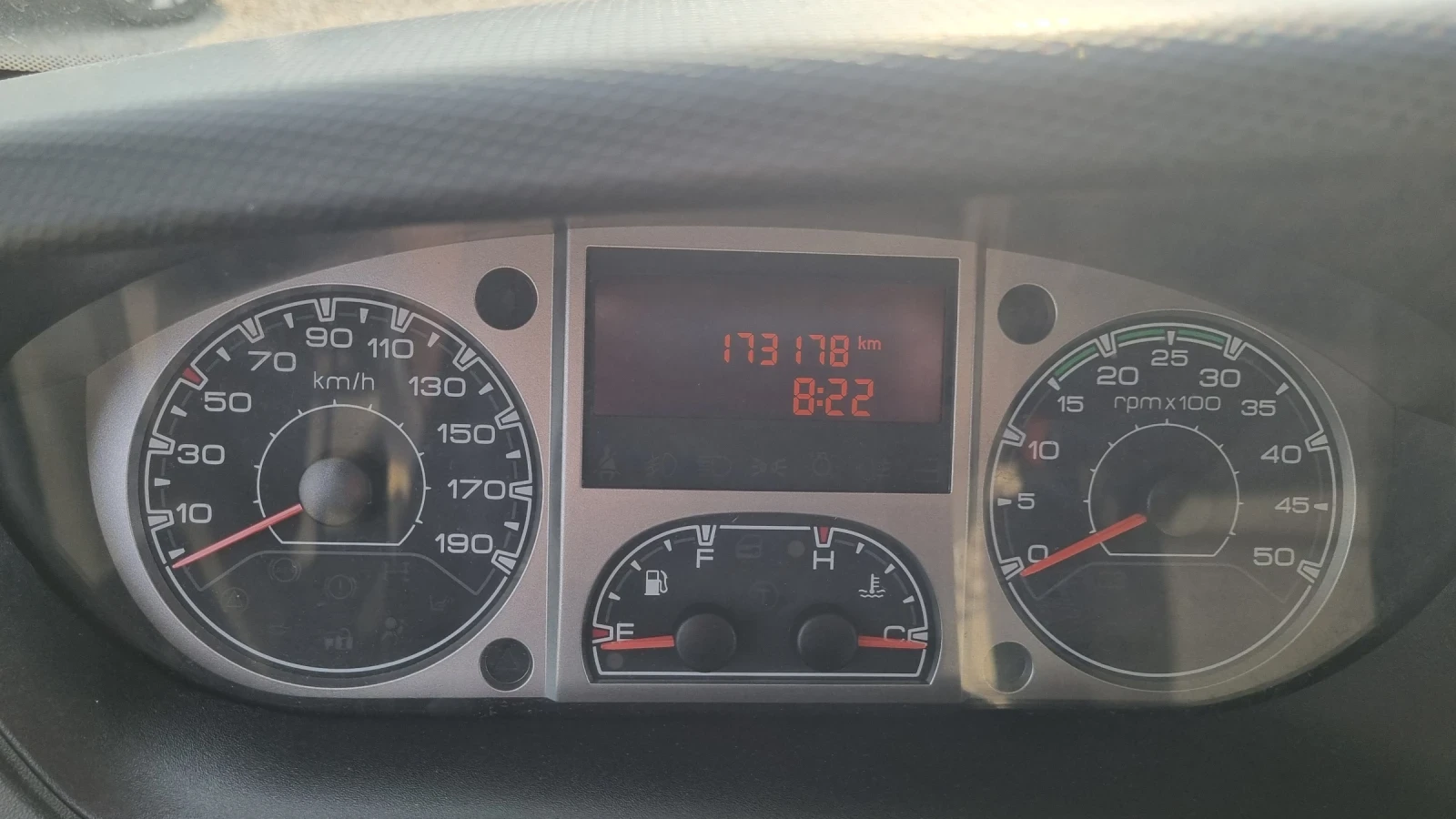 Iveco Daily 35S17  3.0d 170 2  | Mobile.bg   14