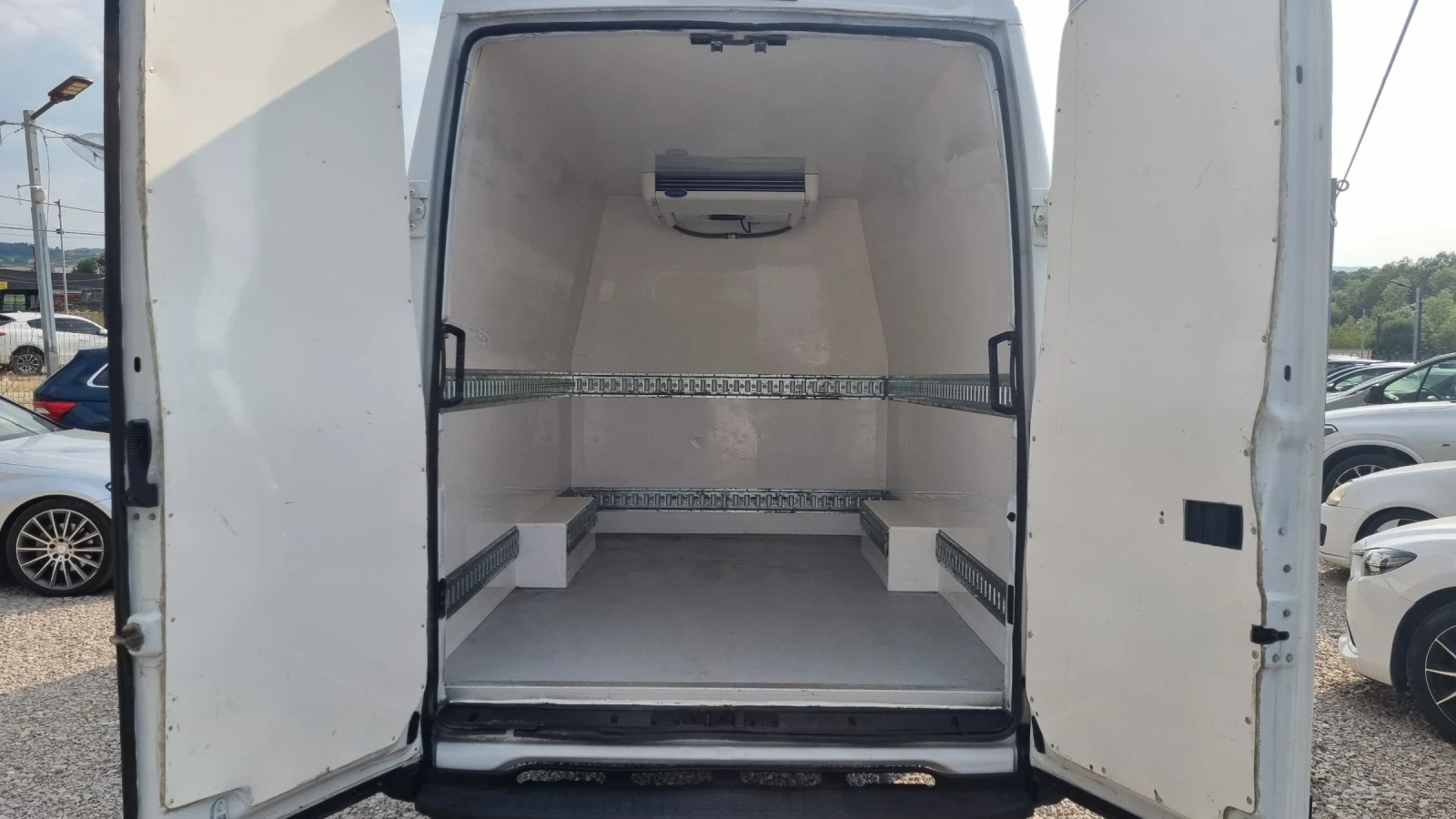 Iveco Daily 35S17 Хладилен 3.0d 170кс 2 камери - изображение 9