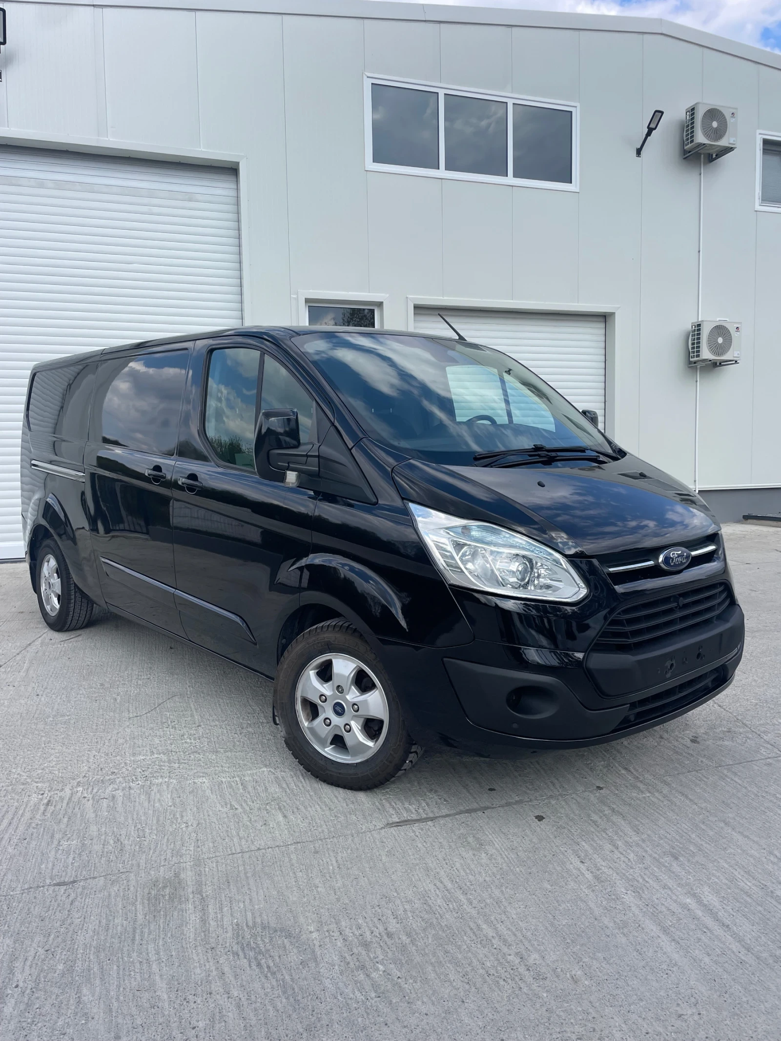 Ford Transit Custom 2.2TDCI-155к.с. - изображение 2