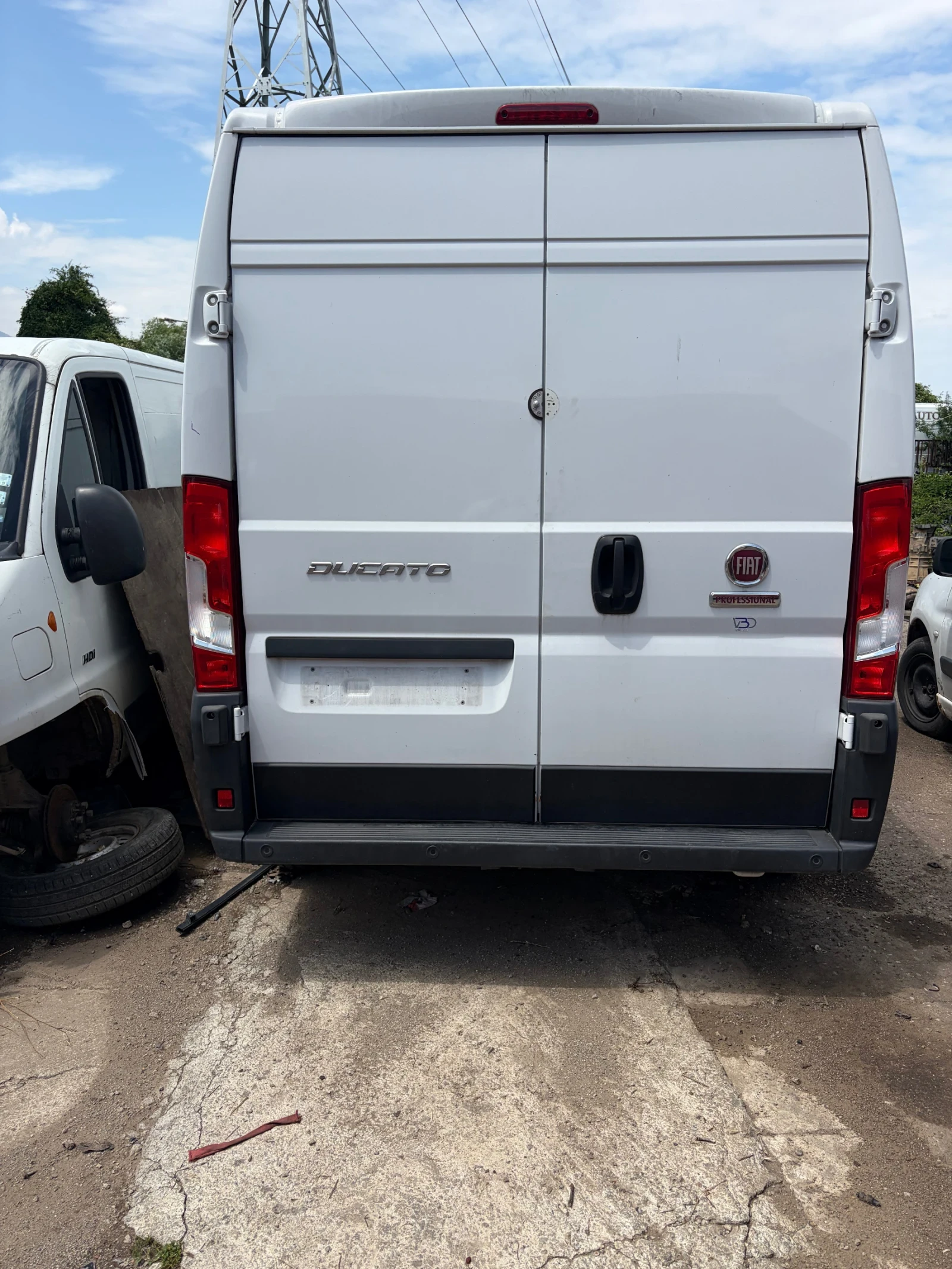 Fiat Ducato НА ЧАСТИ /2.2 с пежо мотор /6 скорости, снимка 2 - Бусове и автобуси - 55273281