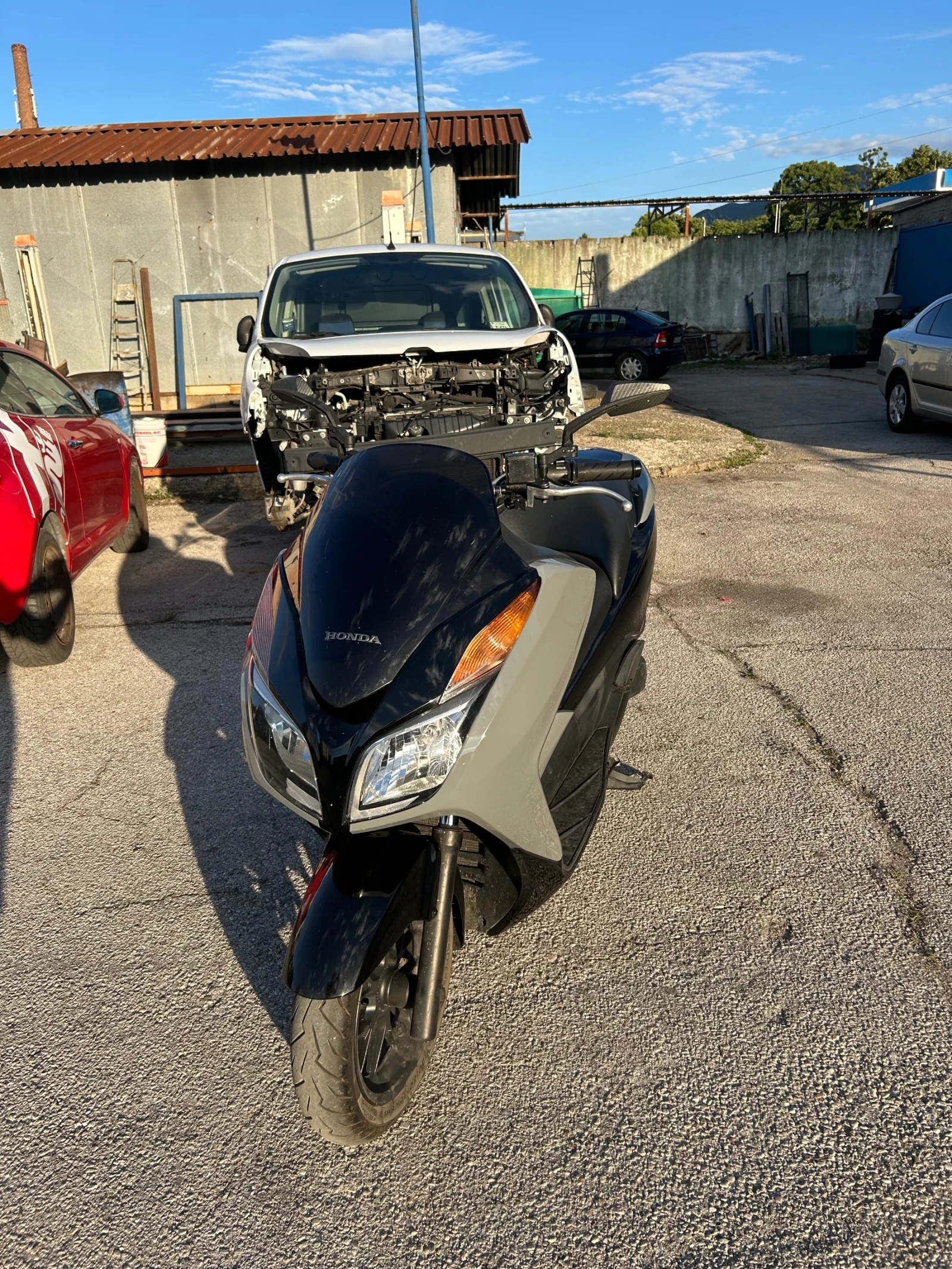 Honda Forza 300