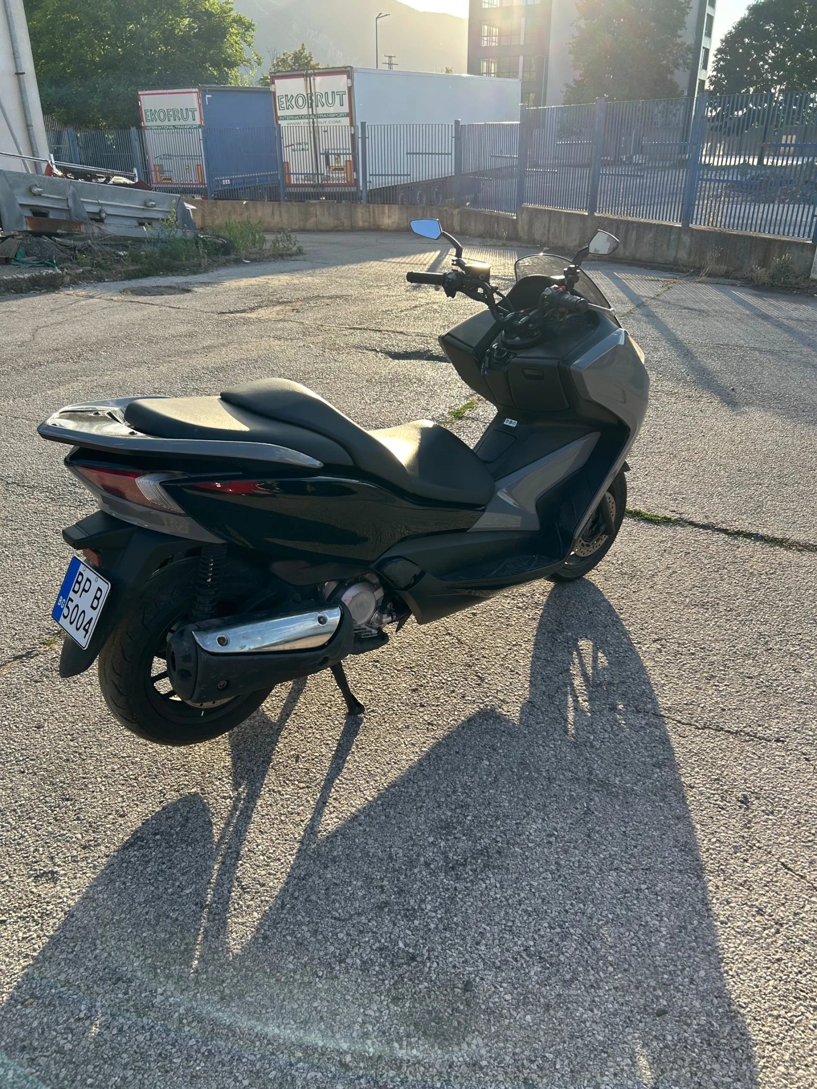 Honda Forza 300, снимка 2 - Мотоциклети и мототехника - 55267399