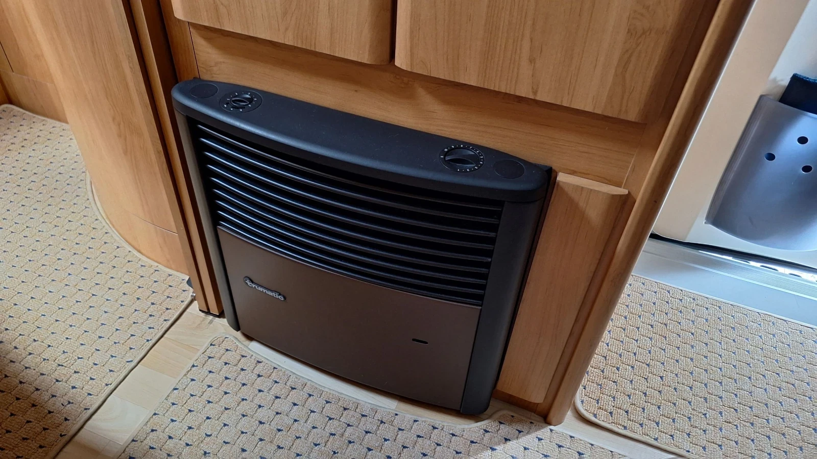 �������� Hobby excellent easy 460 | Mobile.bg � ����������� 13