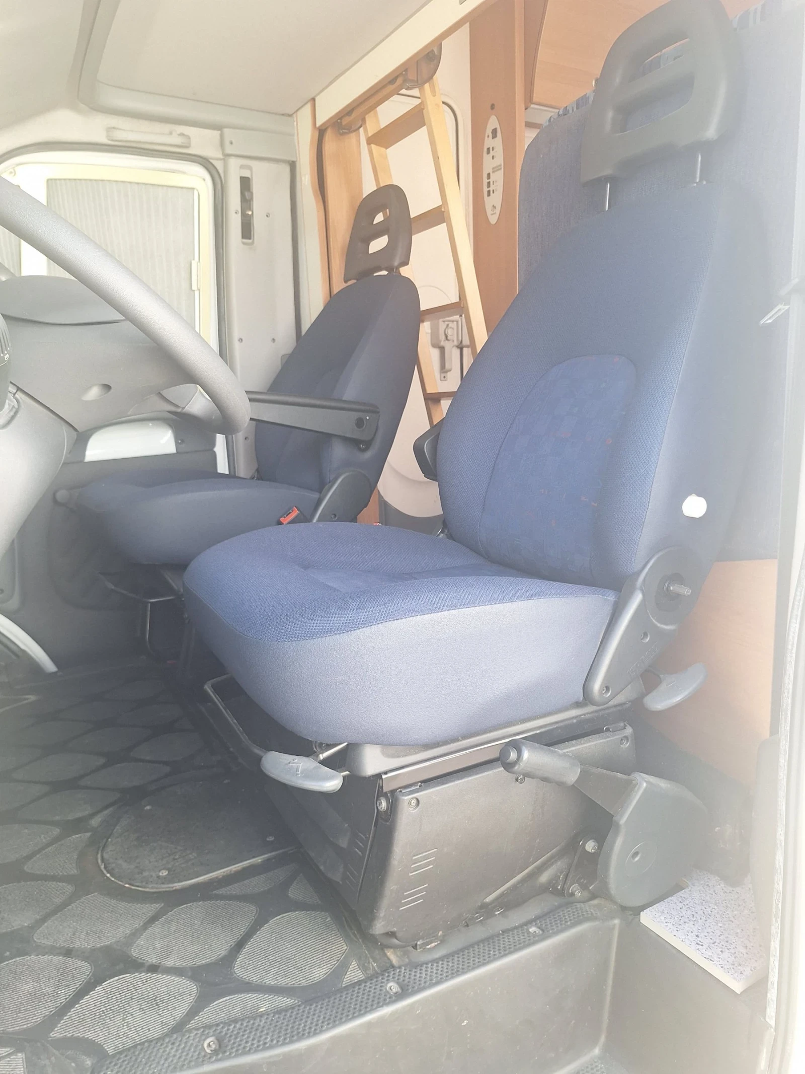 Кемпер Fiat KNAUS TABBERT SPORT.КЛИМАТИК.НА 67- ХИЛ. КМ., снимка 13 - Каравани и кемпери - 55188464