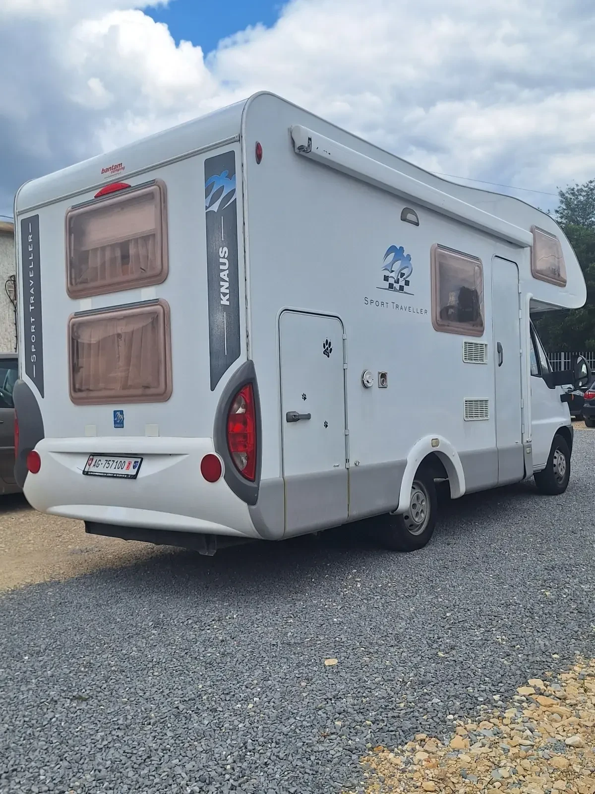 Кемпер Fiat KNAUS TABBERT SPORT.КЛИМАТИК.НА 67- ХИЛ. КМ., снимка 2 - Каравани и кемпери - 55188464