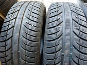 Гуми Зимни 215/65R16, снимка 2