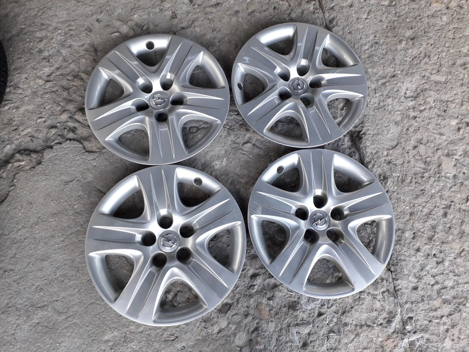    225/50R17  Opel Insignia | Mobile.bg   5