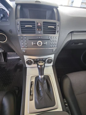 Mercedes-Benz C 220 Avangard, снимка 6