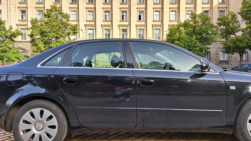 Audi A4, снимка 11 - Автомобили и джипове - 46440938