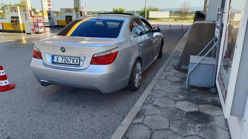 BMW 530  LCI M-pack, снимка 6 - Автомобили и джипове - 48649326