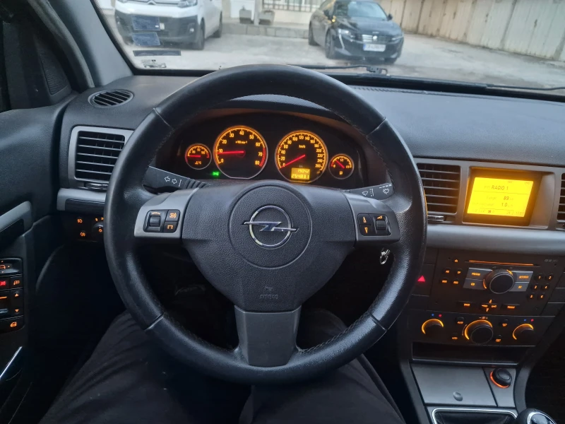 Opel Vectra 1.8, снимка 11 - Автомобили и джипове - 48071194